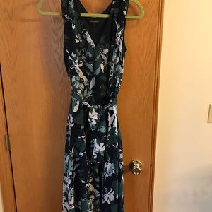 Banana republic flowy midi dress